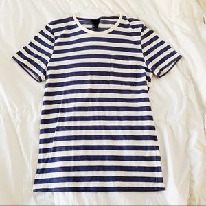 Blue and white striped tee!